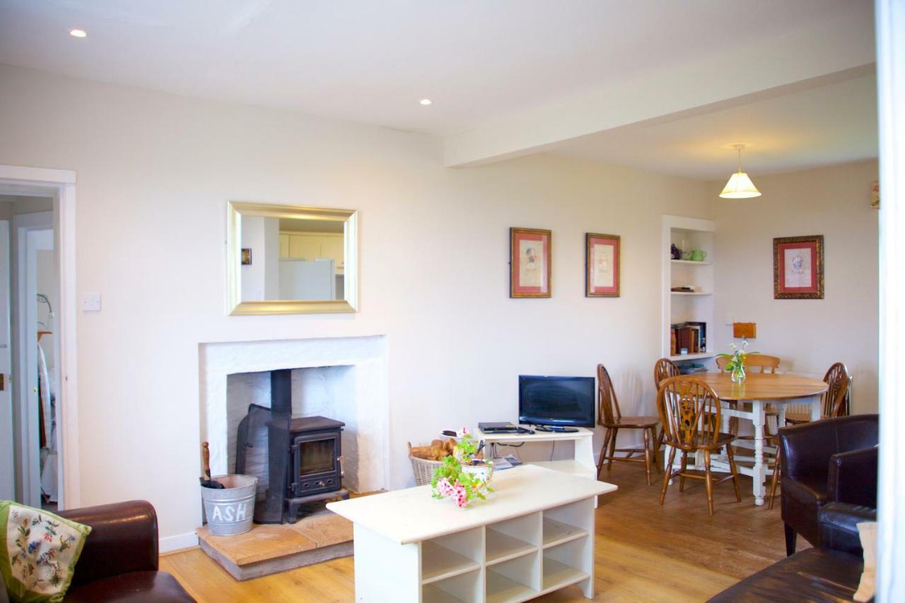 Powillimount Cottage Kirkbean Extérieur photo